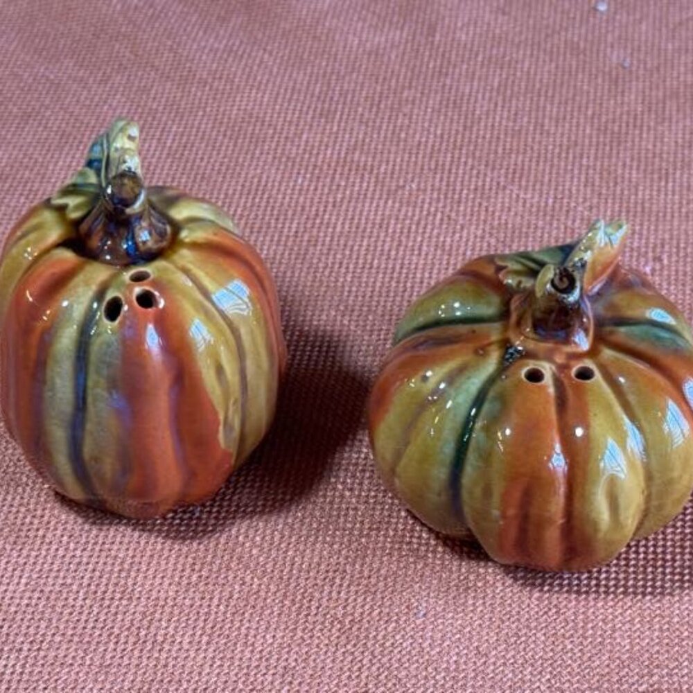 Multi-colored Pumpkin Salt and Pepper Shakers - Picture 2 of 7